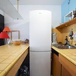 Flat With Balcony Near The Sacre Coeur