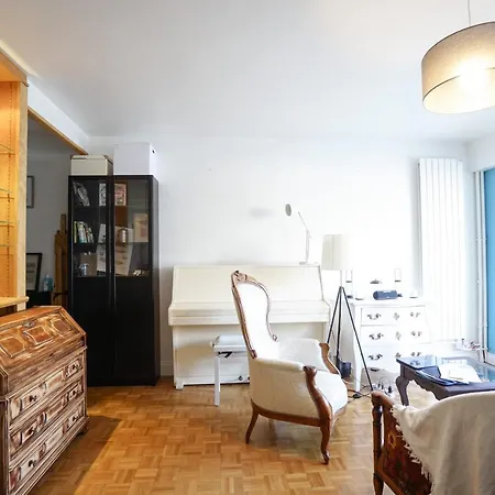 Flat With Balcony Near The Sacre Coeur *