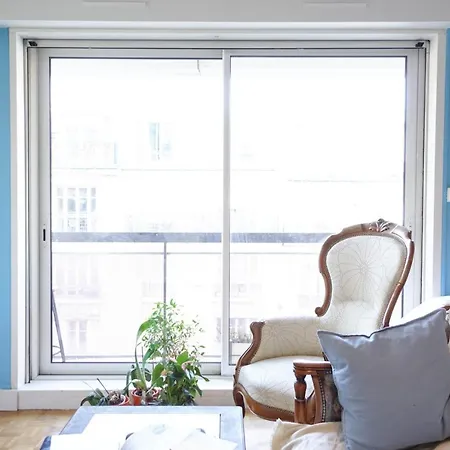 Flat With Balcony Near The Sacre Coeur *