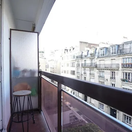 Apartment Flat With Balcony Near The Sacre Coeur Paris
